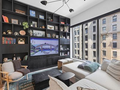 30 E 29th St #9A