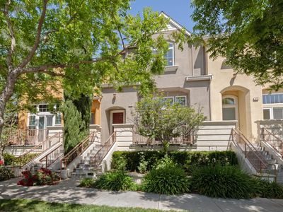 579 Moreland Way