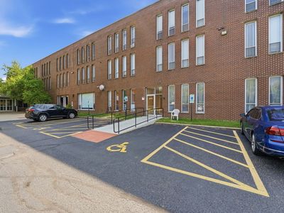 14915 E 127th St APT 103