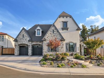 2350 Interlaken Ct