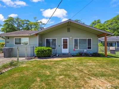 Property at 707 Water Street, Aberdeen, WA