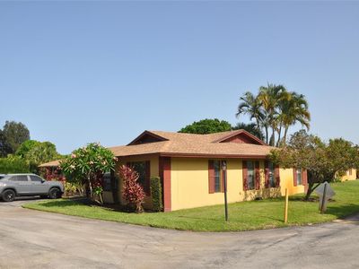 4306 Royal Banyan Way #C-9