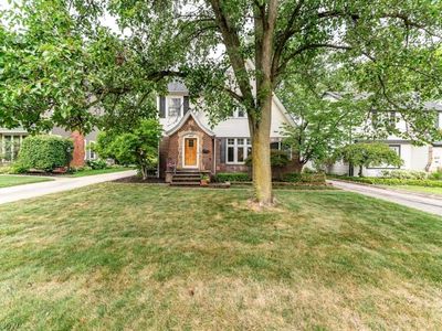 1632 Oakmount Rd