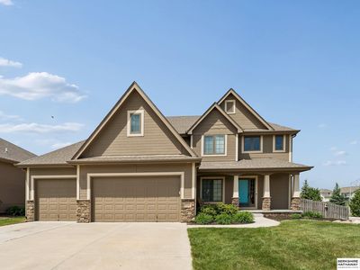 Property at 8416 S 104th St, La Vista, NE