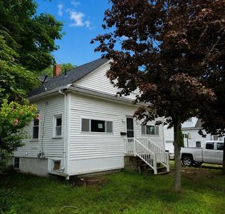 16 Ash St