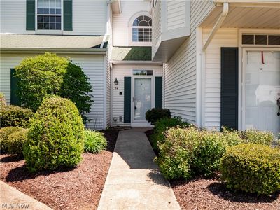 Property at 54 Vista Cir, North Olmsted, OH