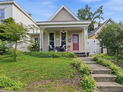 952 W Main Street