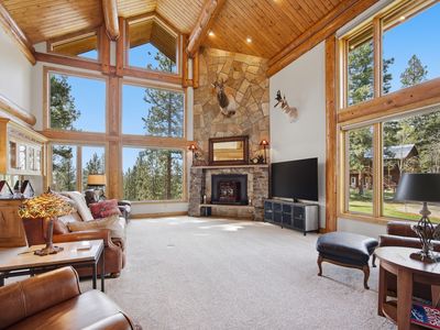 1858 Pleasant View Dr