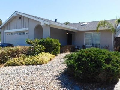 1886 Pine Hollow Cir