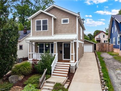 1427 Scenic St