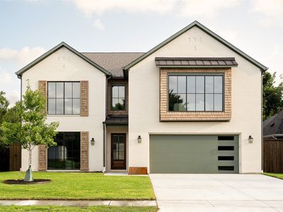 10440 Lanshire Dr