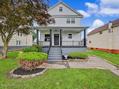 811 Murray St