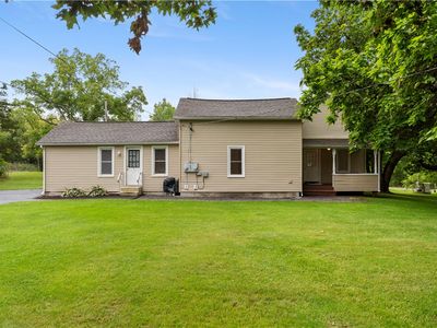 7467 Livonia Station Rd