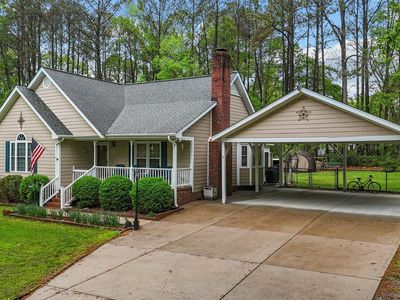 2024 Country Trails Dr