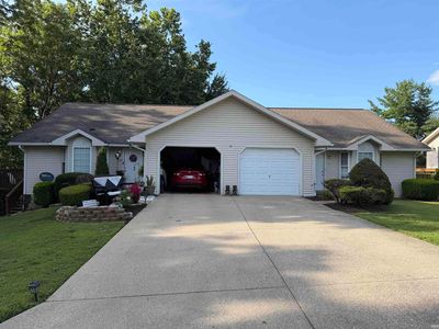 118 & 120 W White Pine Dr