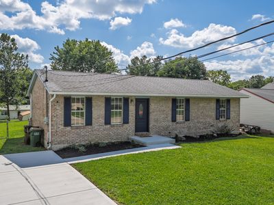 Property at 185 Ashwood Dr, Walton, KY