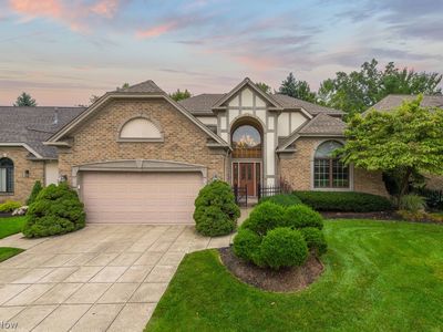 Property at 4 Bears Run, Rocky River, OH