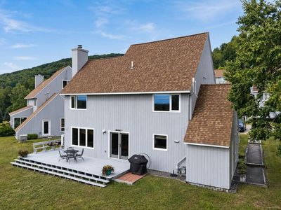 Property at 11 Rocky Point Road, Plymouth, NH