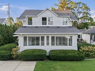 1221 W Main STREET