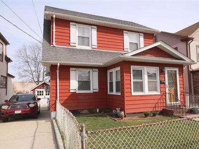 329 Greeley Ave