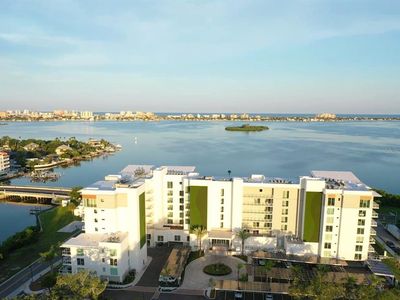 1020 SUNSET POINT ROAD #512