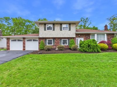 30 Livingston Drive
