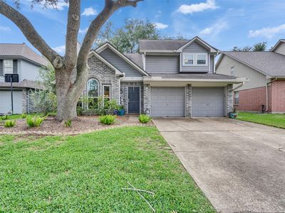 14422 Oak Chase Dr