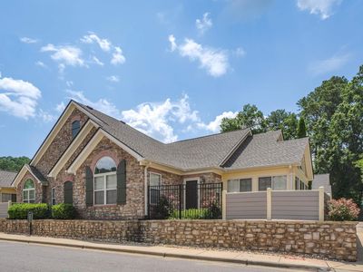 Property at 121 Cornerstone Ct, Bessemer, AL