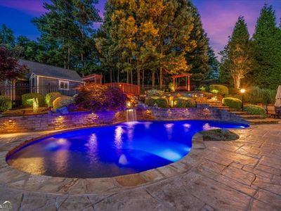 20 Lake Overlook Dr