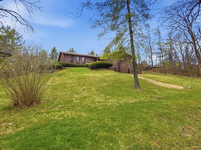 3831 Crescent Hill Rd