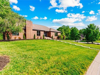 5960 Eaglet Dr