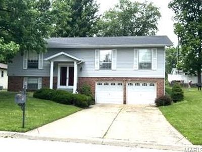 68 Julie Ln