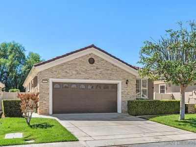 977 Blackhawk Dr
