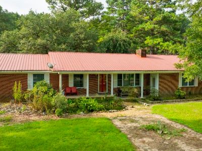 1811 Highway 371 S
