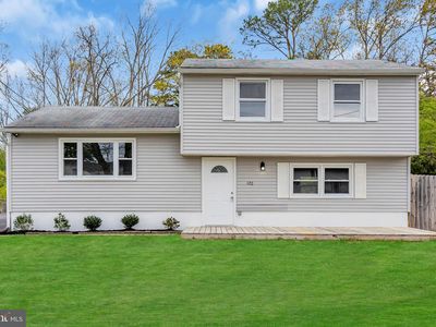 102 Cedar Lake Dr