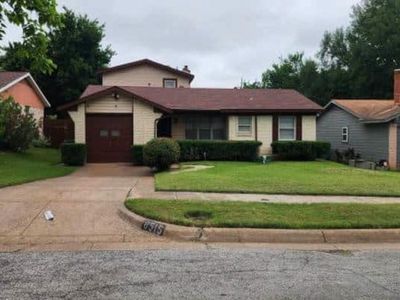 8515 Foxwood Ln