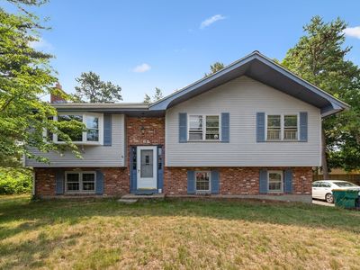 65 Green Dr