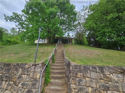 Property at 1000 Park Dr, Dunbar, WV