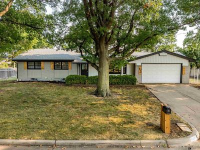 8001 E Willowbrook Rd