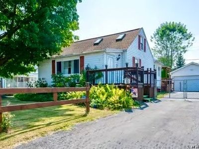 302 Knox Ave