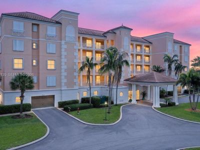 1024 Windward Dr #3206