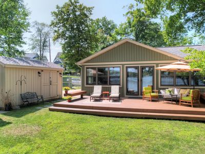 3285 Elmwood Beach Rd