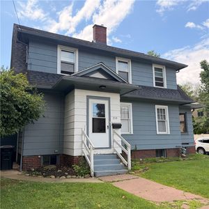 359 Wilson Ave