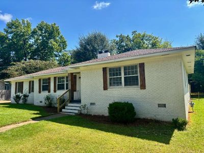 706 Vassar Dr