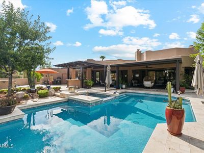 8233 E Foothill Cir