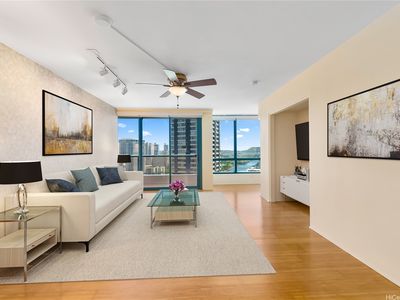 1888 Kalakaua Ave APT 2806