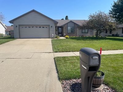 2608 N Wuthering Hills Dr