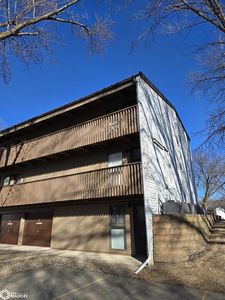 2700 N Shore Dr #E1-15A