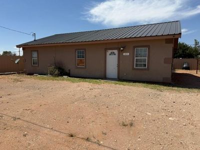 Property at 301-303 W 2nd St, Wickett, TX