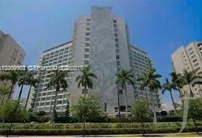 1100 West Ave #807